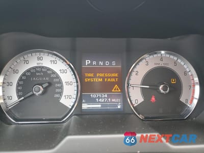 Zdjęcie 9 z 14 samochodu: 2009 JAGUAR XF LUXURY VIN:SAJWA05B49HR19047 - miniatura