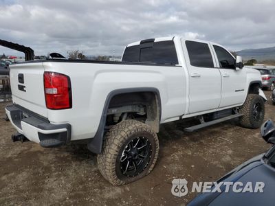 Trzecie zdjęcie samochodu z tyłu: 2016 GMC SIERRA K3500 DENALI VIN:1GT42YE81GF267423 - miniatura