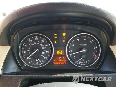 Zdjęcie 9 z 13 samochodu: 2013 BMW X1 SDRIVE28I VIN:WBAVM1C57DVW45046 - miniatura