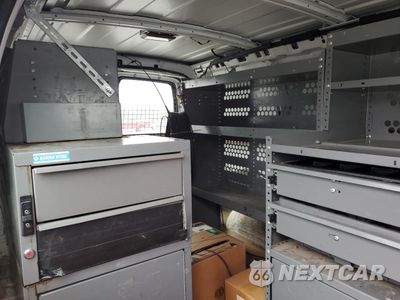 Zdjęcie 10 z 13 samochodu: 2013 CHEVROLET EXPRESS G2500 VIN:1GCWGFCAXD1183078 - miniatura