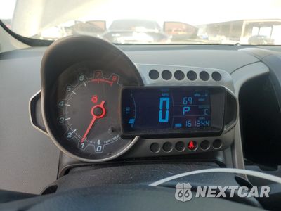 Zdjęcie 9 z 12 samochodu: 2013 CHEVROLET SONIC LT VIN:1G1JC5SH4D4100279 - miniatura
