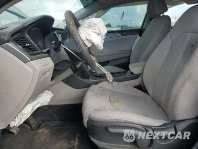 Zdjęcie 13 z 24 samochodu: 2018 HYUNDAI SONATA SE VIN:5NPE24AF1JH657646 - miniatura