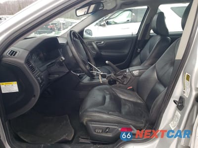 Zdjęcie 7 z 12 samochodu: 2005 VOLVO V70 VIN:YV1SW612951461624 - miniatura