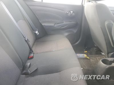 Zdjęcie 10 z 12 samochodu: 2019 NISSAN VERSA S VIN:3N1CN7AP6KL851389 - miniatura