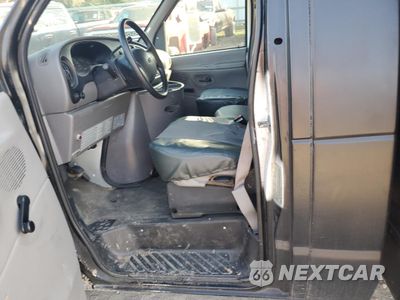 Zdjęcie 7 z 13 samochodu: 2000 FORD ECONOLINE E350 SUPER DUTY CUTAWAY VAN VIN:1FDWE35SXYHA79161 - miniatura
