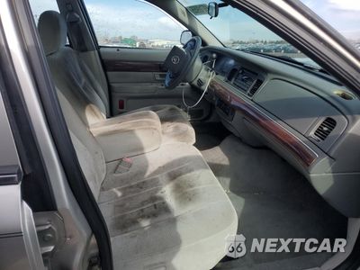 Zdjęcie 7 z 13 samochodu: 2003 MERCURY GRAND MARQUIS GS VIN:2MEFM74W33X691115 - miniatura