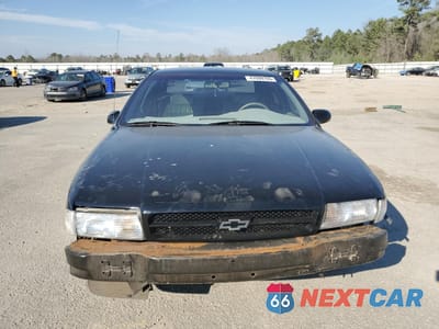 Piąte zdjęcie samochodu w środku: 1996 CHEVROLET CAPRICE / IMPALA CLASSIC SS VIN:1G1BL52P2TR193672 - miniatura