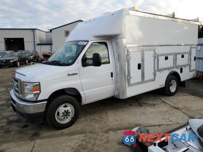 2025 FORD ECONOLINE E450 SUPER DUTY CUTAWAY VAN 1FDXE4FN5SDD04412 - główne zdjęcie licytacji z USA - miniatura