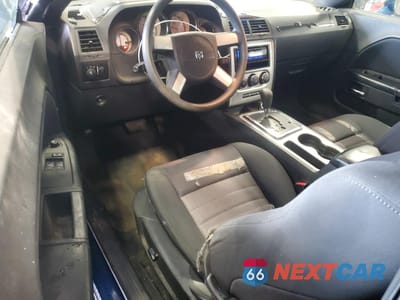 Zdjęcie 8 z 11 samochodu: 2010 DODGE CHALLENGER SE VIN:2B3CJ4DVXAH229792 - miniatura