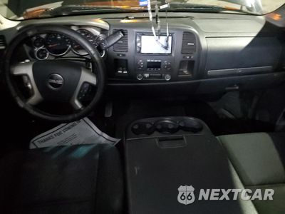 Zdjęcie 8 z 11 samochodu: 2012 GMC SIERRA C1500 SLE VIN:3GTP1VE04CG282371 - miniatura