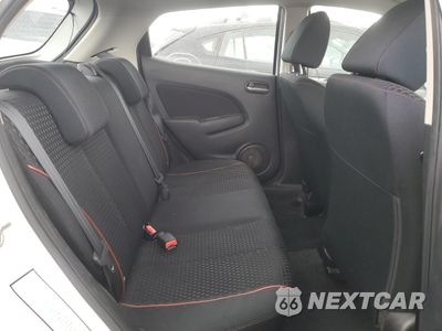 Zdjęcie 11 z 13 samochodu: 2014 MAZDA MAZDA2 TOURING VIN:JM1DE1LY2E0175836 - miniatura