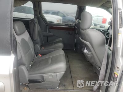 Zdjęcie 12 z 15 samochodu: 2005 CHRYSLER TOWN & COUNTRY LIMITED VIN:2C8GP64L35R456961 - miniatura