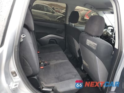 Zdjęcie 11 z 14 samochodu: 2007 MITSUBISHI OUTLANDER LS VIN:JA4MT31X97Z017501 - miniatura