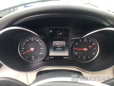 Zdjęcie 9 z 13 samochodu: 2016 MERCEDES-BENZ C 300 VIN:55SWF4JB1GU103387 - miniatura