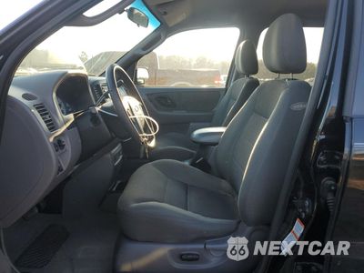 Zdjęcie 7 z 13 samochodu: 2002 FORD ESCAPE XLT VIN:1FMCU03182KB25692 - miniatura