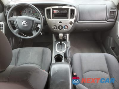 Zdjęcie 8 z 15 samochodu: 2006 MAZDA TRIBUTE I VIN:4F2YZ02Z56KM36523 - miniatura