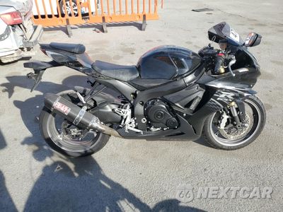 2011 SUZUKI GSX750 JS1GR7MA5B2104677 - główne zdjęcie licytacji z USA - miniatura