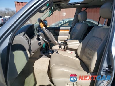 Zdjęcie 7 z 13 samochodu: 2005 LEXUS LX 470 VIN:JTJHT00W553551767 - miniatura