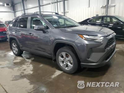 Czwarte zdjęcie samochodu z boku: 2022 TOYOTA RAV4 XLE VIN:2T3RWRFV8NW132133 - miniatura