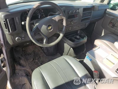 Zdjęcie 8 z 13 samochodu: 2015 CHEVROLET EXPRESS G2500 VIN:1GCWGFCF1F1149254 - miniatura