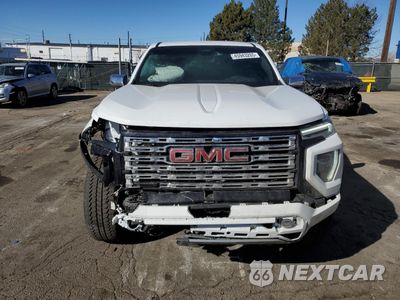Piąte zdjęcie samochodu w środku: 2024 GMC CANYON DENALI VIN:1GTP6FEK7R1261773 - miniatura