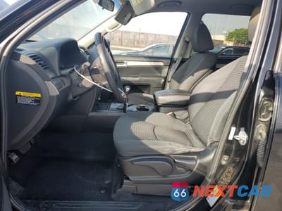 Zdjęcie 7 z 15 samochodu: 2009 KIA BORREGO LX VIN:KNDJJ741995019594 - miniatura