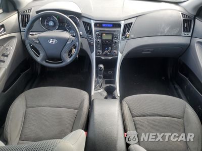 Zdjęcie 8 z 12 samochodu: 2011 HYUNDAI SONATA GLS VIN:5NPEB4AC9BH124595 - miniatura