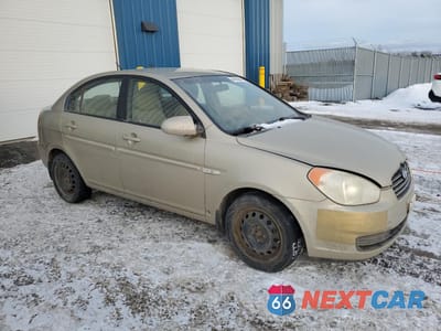 Czwarte zdjęcie samochodu z boku: 2007 HYUNDAI ACCENT GLS VIN:KMHCN45C67U090505 - miniatura