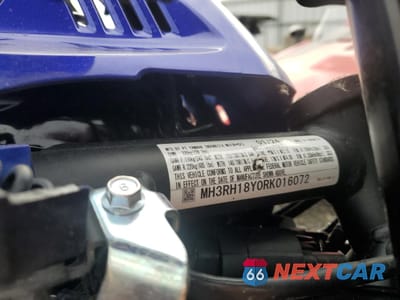 Zdjęcie 8 z 9 samochodu: 2024 YAMAHA YZFR3 A VIN:MH3RH18Y0RK016072 - miniatura