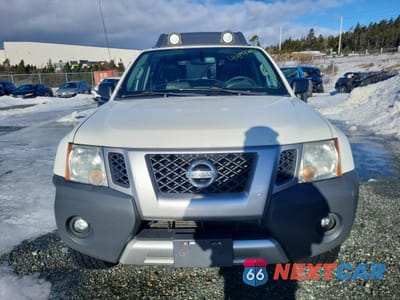 Piąte zdjęcie samochodu w środku: 2015 NISSAN XTERRA X VIN:5N1AN0NW7FN666024 - miniatura