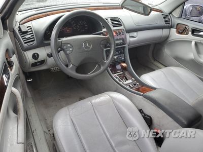 Zdjęcie 8 z 12 samochodu: 2001 MERCEDES-BENZ CLK 320 VIN:WDBLK65G91T068487 - miniatura
