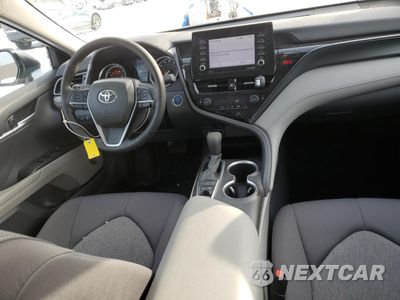 Zdjęcie 8 z 16 samochodu: 2023 TOYOTA CAMRY LE VIN:4T1C31AK8PU616151 - miniatura