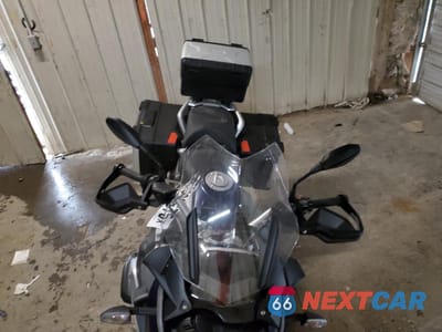 Piąte zdjęcie samochodu w środku: 2015 BMW R1200 GS VIN:WB10A1101FZ188255 - miniatura