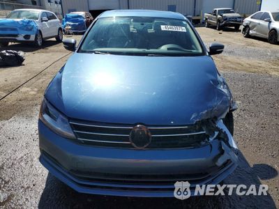 Piąte zdjęcie samochodu w środku: 2017 VOLKSWAGEN JETTA SE VIN:3VWDB7AJ0HM206985 - miniatura