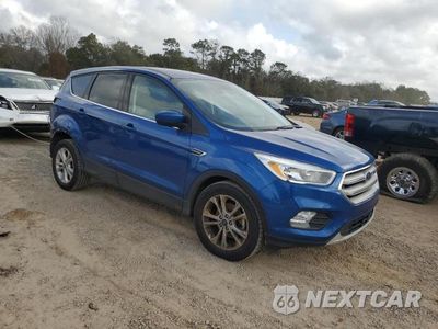 Czwarte zdjęcie samochodu z boku: 2019 FORD ESCAPE SE VIN:1FMCU0GD8KUC35473 - miniatura
