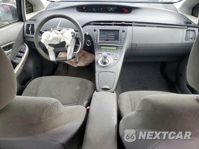 Zdjęcie 8 z 12 samochodu: 2011 TOYOTA PRIUS VIN:JTDKN3DU4B0286902 - miniatura