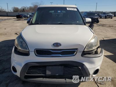 Piąte zdjęcie samochodu w środku: 2012 KIA SOUL + VIN:KNDJT2A63C7463370 - miniatura