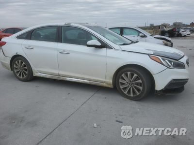 Czwarte zdjęcie samochodu z boku: 2017 HYUNDAI SONATA SPORT VIN:5NPE34AF2HH570619 - miniatura