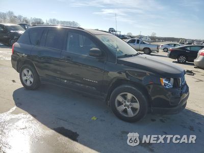 Czwarte zdjęcie samochodu z boku: 2013 JEEP COMPASS SPORT VIN:1C4NJCBAXDD250709 - miniatura