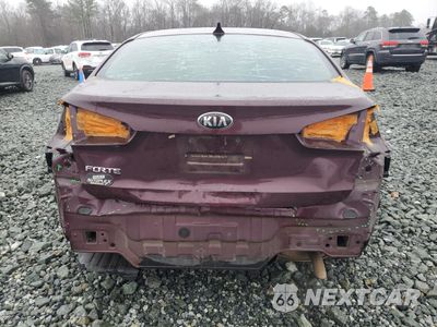 Zdjęcie 6 z 13 samochodu: 2017 KIA FORTE LX VIN:3KPFL4A78HE025977 - miniatura