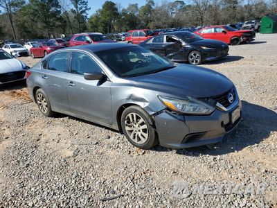 Czwarte zdjęcie samochodu z boku: 2018 NISSAN ALTIMA 2.5 VIN:1N4AL3AP7JC248082 - miniatura