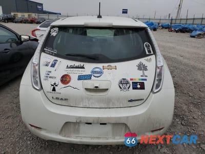 Zdjęcie 6 z 14 samochodu: 2015 NISSAN LEAF S VIN:1N4AZ0CPXFC305179 - miniatura