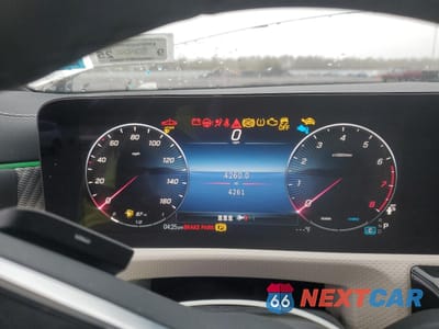 Zdjęcie 9 z 12 samochodu: 2025 MERCEDES-BENZ CLA 250 4MATIC VIN:W1K5J4HB7SN497687 - miniatura