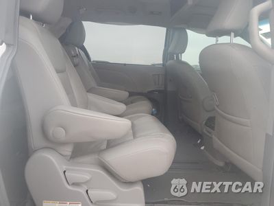 Zdjęcie 10 z 13 samochodu: 2017 TOYOTA SIENNA XLE VIN:5TDYZ3DC6HS815374 - miniatura