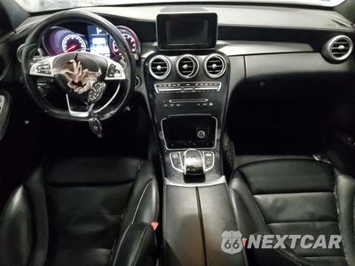 Zdjęcie 8 z 14 samochodu: 2015 MERCEDES-BENZ C 300 4MATIC VIN:55SWF4KB1FU032835 - miniatura