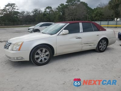 2011 CADILLAC DTS PLATINUM 1G6KP5ES4BU102234 - główne zdjęcie licytacji z USA - miniatura
