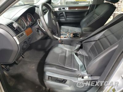 Zdjęcie 7 z 15 samochodu: 2008 VOLKSWAGEN TOUAREG 2 V8 VIN:WVGCB77LX8D049061 - miniatura