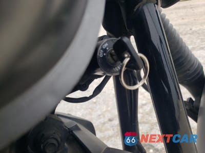 Zdjęcie 8 z 10 samochodu: 2014 YAMAHA XVS950 CU VIN:JYAVN05E9EA006856 - miniatura