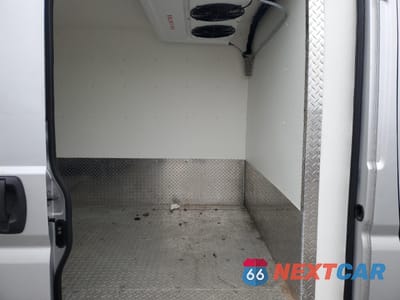 Zdjęcie 11 z 13 samochodu: 2022 RAM PROMASTER 2500 2500 HIGH VIN:3C6LRVDG2NE120136 - miniatura