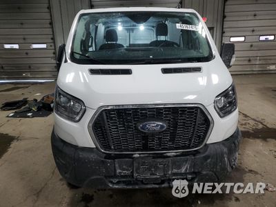 Piąte zdjęcie samochodu w środku: 2023 FORD TRANSIT T-250 VIN:1FTBR1Y83PKB43005 - miniatura